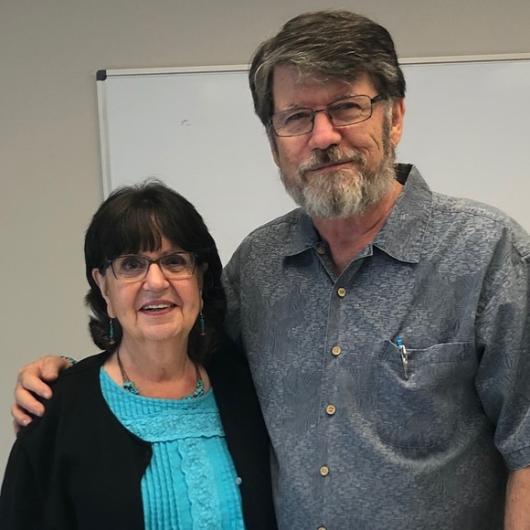 Meet your Poshers, Dan & Toni - Picture 2 of 2